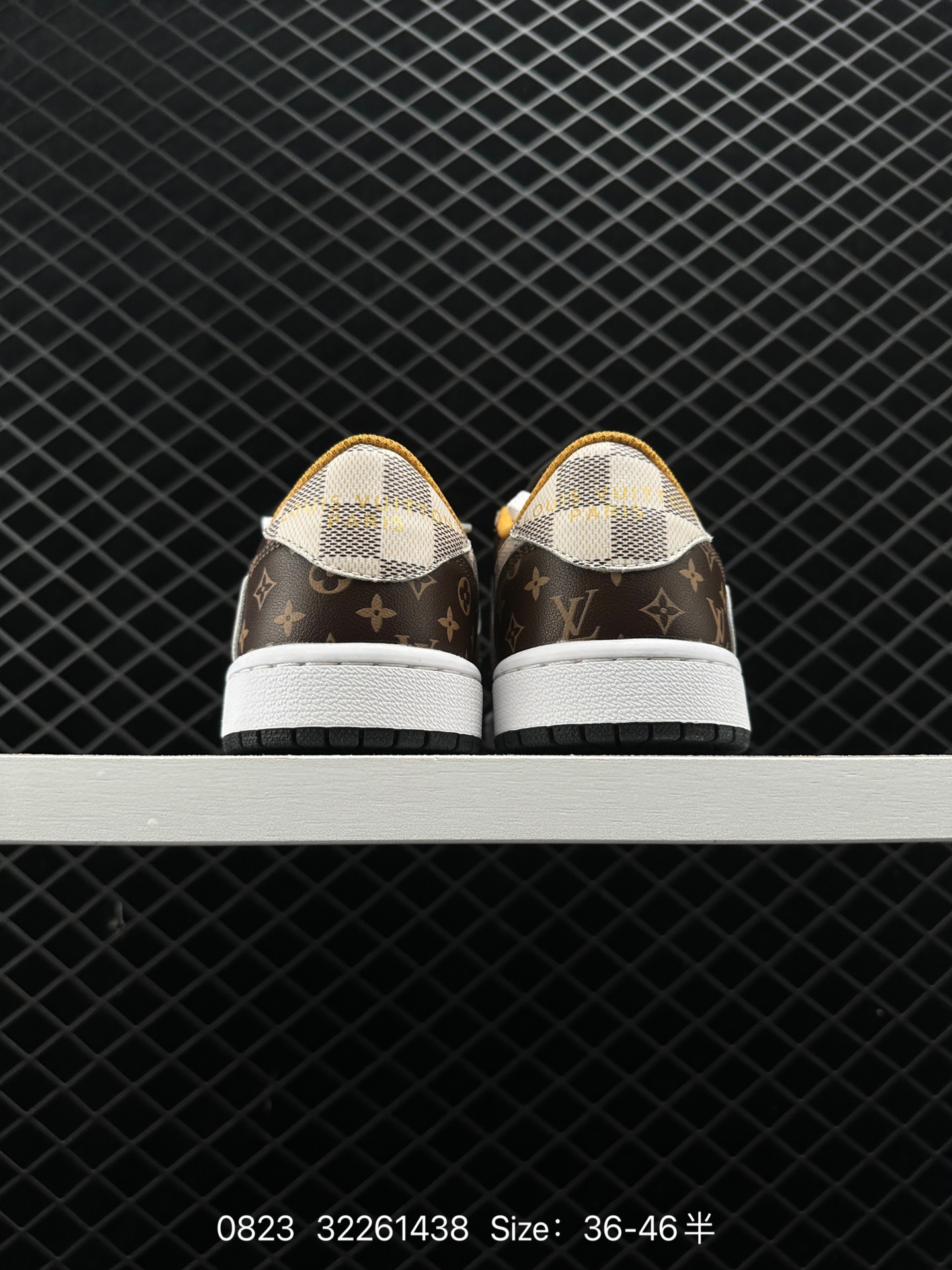 Air Jordan 1  LV  Low